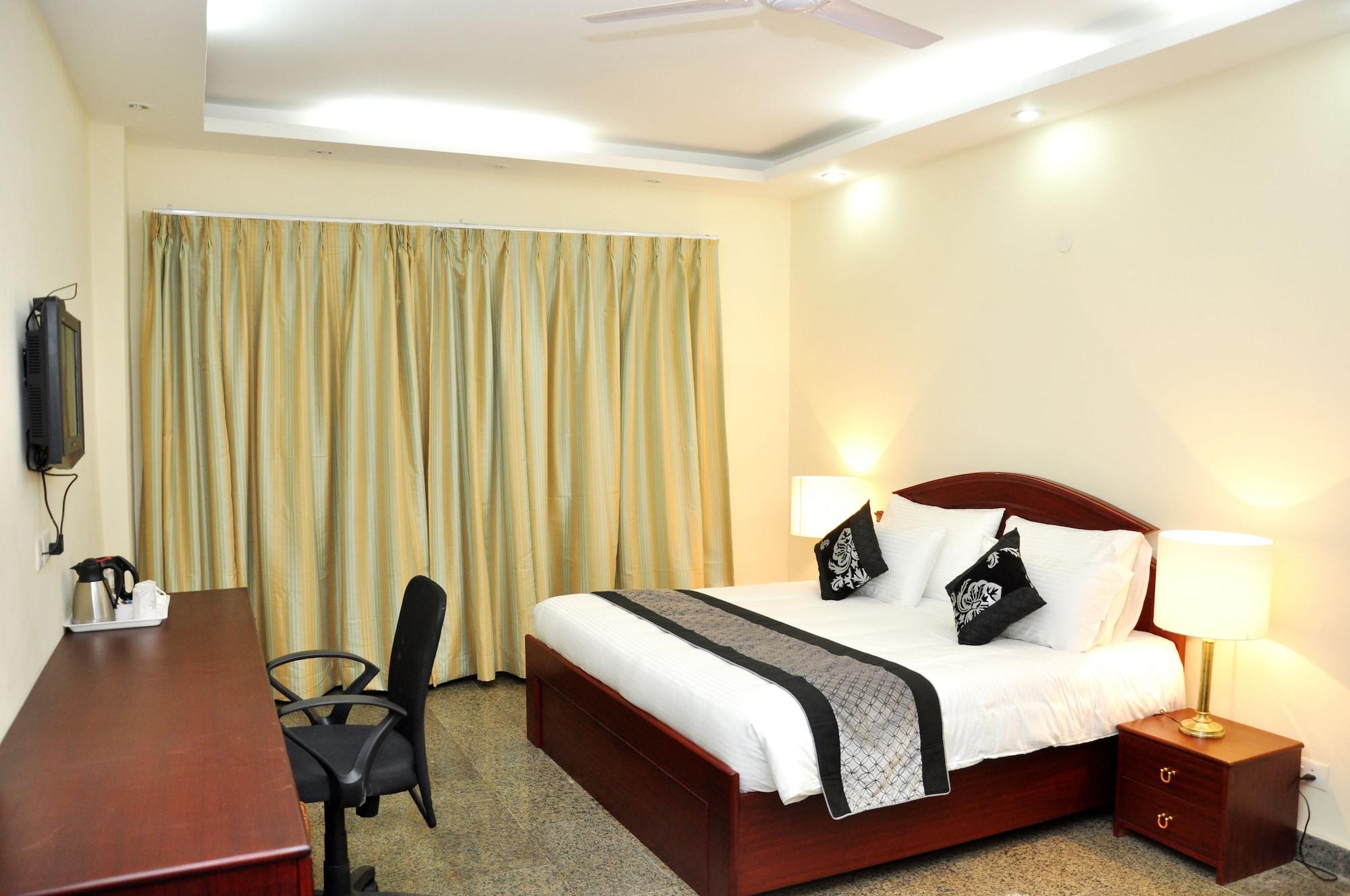 Oyo 367 Hotel Forest Green New Delhi Bagian luar foto