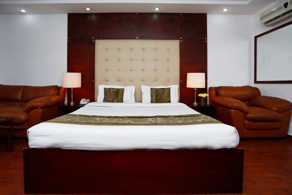 Oyo 367 Hotel Forest Green New Delhi Bagian luar foto
